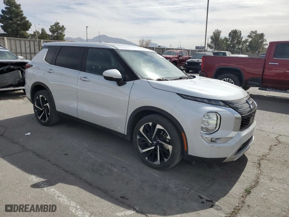 2023 Mitsubishi Outlander SE with VIN JA4J3UA88PZ030922, listed as a Copart auction lot 46512755 with 48,396 mi miles and Salvage Title. Bid and sale history available at carsss.com. Image 4.