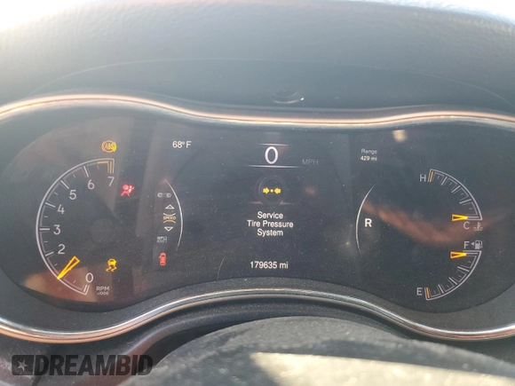 2014 Jeep Grand Cherokee Laredo with VIN 1C4RJFAG4EC309155, listed as a Copart auction lot 46135235 with 179,635 mi miles and Salvage Title. Bid and sale history available at carsss.com. Image 9.