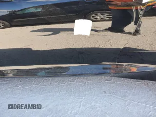 2015 Aston Martin DB9 z VIN SCFFDAFM3FGB16585, wystawiony jako Copart lot #76159354 z przebiegiem Nie podano mil oraz Szkody całkowita. Historia ofert i sprzedaży dostępna na DreamBid. Obrazek 12.