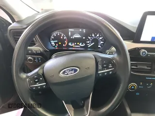 2021 Ford Escape SE with VIN 1FMCU0G69MUA67783, listed as a IAAI auction lot 42785516 with 42,013 mi miles and . Bid and sale history available at DreamBid. Image 15.