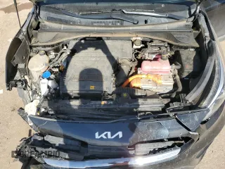 2022 Kia Niro Touring SE with VIN KNDCC3LC9N5532434, listed as a Copart auction lot 82159014 with 37,923 mi miles and Salvage Title. Bid and sale history available at carsss.com. Image 13.