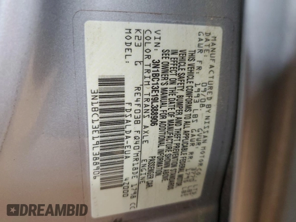 2009 Nissan Versa S z VIN 3N1BC13E19L388906, wystawiony jako Copart lot #53181175 z przebiegiem 52 493 mil mil oraz Szkoda całkowita • Salvage title. Historia ofert i sprzedaży dostępna na DreamBid. Obrazek 14.