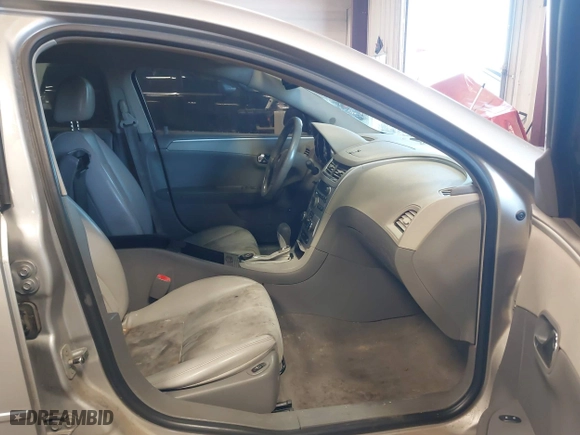 2008 Chevrolet Malibu LT w/2LT with VIN 1G1ZJ57B38F266297, listed as a IAAI auction lot 41688253 with 226,571 mi miles. Bid and sale history available at carsss.com. Image 5.