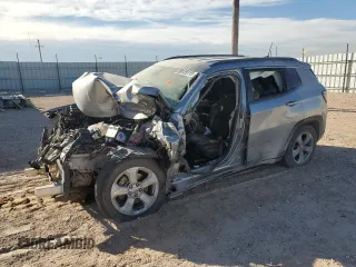 2019 Jeep Compass Latitude with VIN 3C4NJCBBXKT855829, listed as a Copart auction lot 89135115 with 0 mi miles and Salvage Title. Bid and sale history available at carsss.com. Image 1.