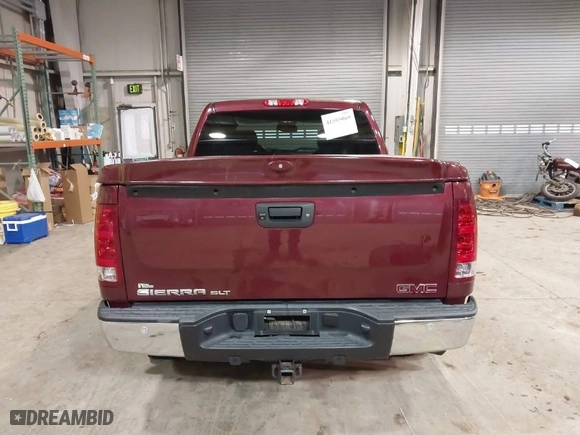 2013 GMC Sierra 1500 SLT with VIN 3GTP2WE70DG138799, listed as a IAAI auction lot 41555069 with 137,850 mi miles. Bid and sale history available at carsss.com. Image 16.