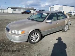 2001 Toyota Camry LE z VIN JT2BF28K610313623, wystawiony jako Copart lot #49828525 z przebiegiem Nie podano mil oraz Szkoda całkowita • Salvage title. Historia ofert i sprzedaży dostępna na DreamBid. Obrazek 1.
