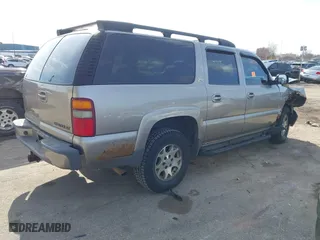 2003 Chevrolet Suburban Z71 with VIN 3GNFK16Z83G176544, listed as a IAAI auction lot 41775516 with 181,076 mi miles. Bid and sale history available at carsss.com. Image 4.