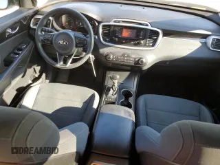 2017 Kia Sorento LX V6 with VIN 5XYPGDA53HG212005, listed as a Copart auction lot 86970064 with 108,854 mi miles and Salvage Title. Bid and sale history available at carsss.com. Image 8.