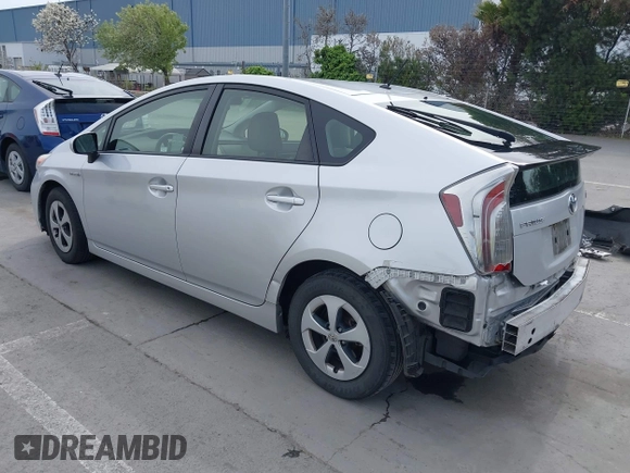 2015 Toyota Prius Four with VIN JTDKN3DU9F1990366, listed as a IAAI auction lot 41939354 with 229,152 mi miles and . Bid and sale history available at DreamBid. Image 3.