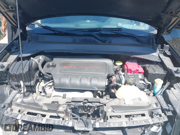 2020 Jeep Compass Latitude с VIN 3C4NJDBB2LT112590, выставлен на аукционе IAAI как лот 42618423 с пробегом 53 318 миль миль и . История ставок и продаж доступна на DreamBid. Изображение 10.