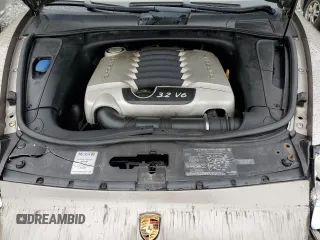 2006 Porsche Cayenne z VIN WP1AA29P26LA20396, wystawiony jako Copart lot #61154545 z przebiegiem 192 608 mil mil oraz Czysty tytuł • Clean title. Historia ofert i sprzedaży dostępna na DreamBid. Obrazek 12.