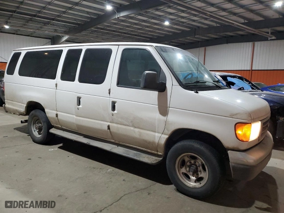 2007 Ford Econoline Wagon XL with VIN 1FBSS31L47DA97014, listed as a Copart auction lot 82583214 with 227,766 mi miles and Clean Title. Bid and sale history available at carsss.com. Image 4.