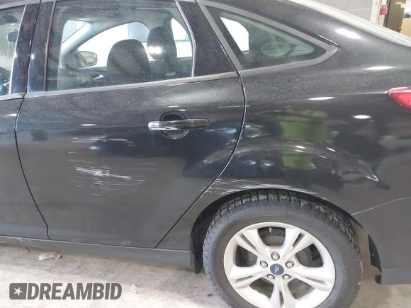 2013 Ford Focus SE with VIN 1FADP3F28DL160807, listed as a IAAI auction lot 42052971 with 60,903 mi miles. Bid and sale history available at carsss.com. Image 12.