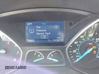 2015 Ford Escape SE with VIN 1FMCU0GX7FUA22322, listed as a IAAI auction lot 41942310 with 157,107 mi miles. Bid and sale history available at carsss.com. Image 7.