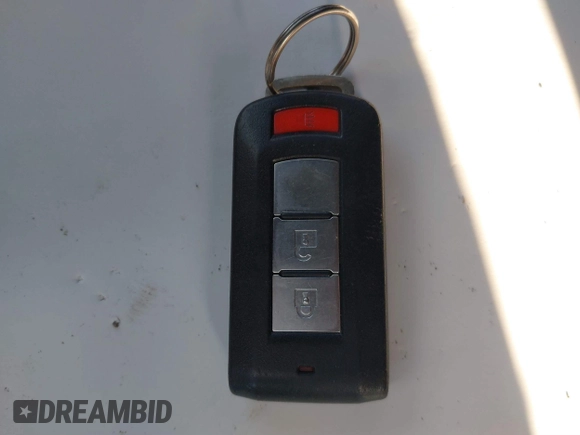 2010 Mitsubishi Outlander SE z VIN JA4AS3AW5AZ009741, wystawiony jako IAAI lot #41623843 z przebiegiem 180 184 mil mil oraz . Historia ofert i sprzedaży dostępna na DreamBid. Obrazek 11.