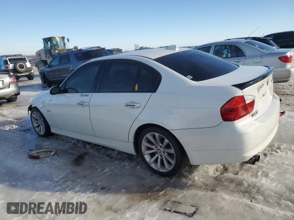 2008 BMW 3 Series 328xi с VIN WBAVC73538KP37347, выставлен на аукционе Copart как лот 42457925 с пробегом Не указан миль и Списание • Salvage title. История ставок и продаж доступна на DreamBid. Изображение 2.