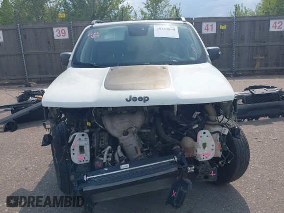 2018 Jeep Renegade Trailhawk with VIN ZACCJBCB9JPG76350, listed as a IAAI auction lot 40249880 with 74,926 mi miles. Bid and sale history available at carsss.com. Image 13.