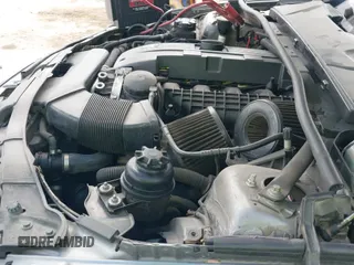 2009 BMW 3 Series 335i с VIN WBAPM77519NL88043, выставлен на аукционе IAAI как лот 42573202 с пробегом 206 858 миль миль и . История ставок и продаж доступна на DreamBid. Изображение 19.