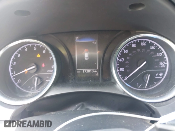 2019 Toyota Camry LE z VIN 4T1B11HK8KU708943, wystawiony jako IAAI lot #42221233 z przebiegiem 173 813 mil mil oraz . Historia ofert i sprzedaży dostępna na DreamBid. Obrazek 7.