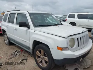 2011 Jeep Patriot Latitude with VIN 1J4NF1GB5BD210360, listed as a IAAI auction lot 42402202 with 142,040 mi miles and . Bid and sale history available at DreamBid. Image 1.