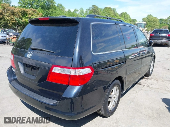 2006 Honda Odyssey EX-L with VIN 5FNRL38756B446740, listed as a IAAI auction lot 42114566 with 224,615 mi miles. Bid and sale history available at carsss.com. Image 4.