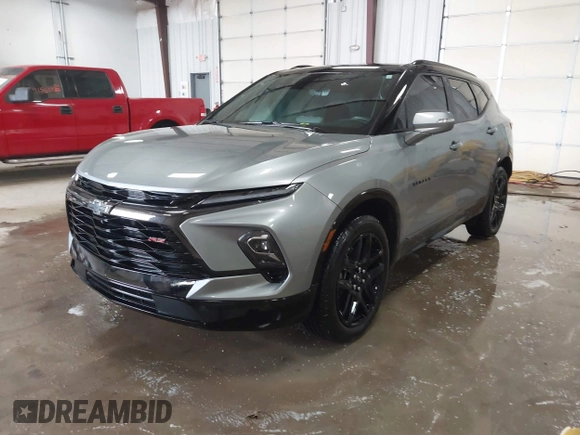 2024 Chevrolet Blazer RS с VIN 3GNKBERS5RS196244, выставлен на аукционе IAAI как лот 41549647 с пробегом 12 399 миль миль и . История ставок и продаж доступна на DreamBid. Изображение 2.