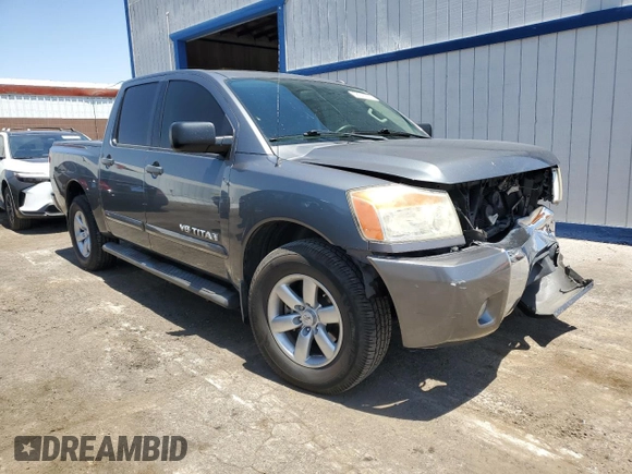 2014 Nissan Titan SV with VIN 1N6AA0ED2EN513724, listed as a Copart auction lot 58641975 with 221,961 mi miles and Salvage title. Bid and sale history available at DreamBid. Image 4.