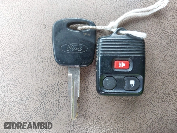 2000 Ford Explorer XLT z VIN 1FMZU83P1YZC35657, wystawiony jako IAAI lot #42278366 z przebiegiem Nie podano mil oraz . Historia ofert i sprzedaży dostępna na DreamBid. Obrazek 11.