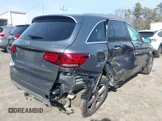 2022 Mercedes-Benz GLC 300 with VIN W1N0G8EBXNV333958, listed as a IAAI auction lot 41749098 with 45,935 mi miles and . Bid and sale history available at DreamBid. Image 4.
