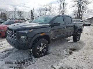 2024 GMC Canyon 4WD AT4 with VIN 1GTP6DEK7R1219298, listed as a Copart auction lot 46954975 with 5,325 mi miles and Salvage Title. Bid and sale history available at carsss.com. Image 1.