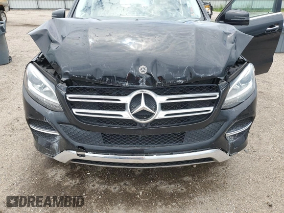 2018 Mercedes-Benz GLE 350 z VIN 4JGDA5JB3JB188302, wystawiony jako Copart lot #62472635 z przebiegiem 89 171 mil mil oraz Szkoda całkowita • Salvage title. Historia ofert i sprzedaży dostępna na DreamBid. Obrazek 12.
