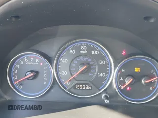 2004 Honda Civic LX with VIN 2HGES16574H586644, listed as a IAAI auction lot 40991883 with 199,336 mi miles. Bid and sale history available at carsss.com. Image 7.