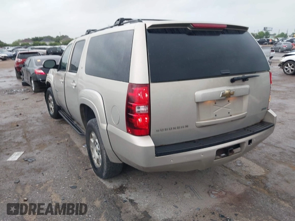 2010 Chevrolet Suburban LT z VIN 1GNUKJE32AR274468, wystawiony jako IAAI lot #42097027 z przebiegiem 257 180 mil mil oraz . Historia ofert i sprzedaży dostępna na DreamBid. Obrazek 3.