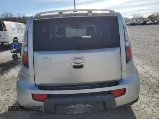 2010 Kia Soul + with VIN KNDJT2A28A7103862, listed as a Copart auction lot 82301844 with 188,238 mi miles and Salvage Title. Bid and sale history available at carsss.com. Image 6.