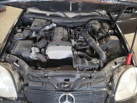 2000 Mercedes-Benz SLK-Class Kompressor with VIN WDBKK47FXYF168434, listed as a Copart auction lot 47393865 with 177,445 mi miles and Clean Title. Bid and sale history available at carsss.com. Image 11.