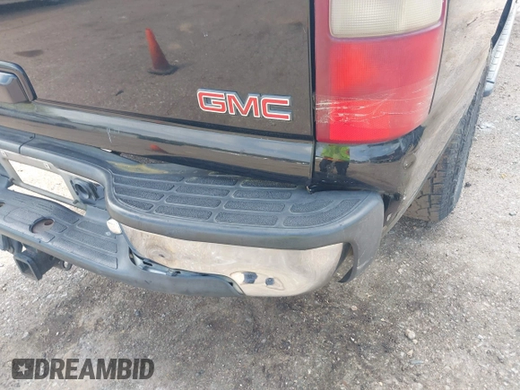 2001 GMC Yukon XL SLE with VIN 3GKFK16T71G273496, listed as a IAAI auction lot 41891755 with Not Provided miles. Bid and sale history available at carsss.com. Image 13.