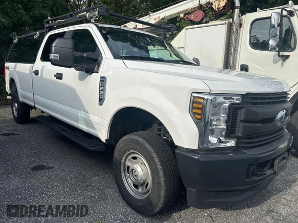 2019 Ford F-250 XL z VIN 1FT7W2B61KEF86319, wystawiony jako IAAI lot #42801635 z przebiegiem 31 051 mil mil oraz . Historia ofert i sprzedaży dostępna na DreamBid. Obrazek 7.