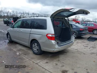 2006 Honda Odyssey EX-L with VIN 5FNRL38656B401515, listed as a IAAI auction lot 40887899 with 241,327 mi miles. Bid and sale history available at carsss.com. Image 3.