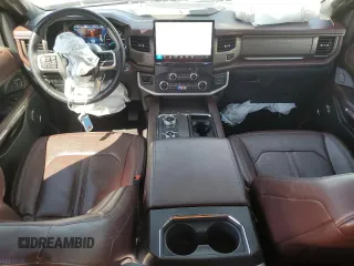 2022 Ford Expedition Max Limited z VIN 1FMJK2AT3NEA27377, wystawiony jako Copart lot #50085865 z przebiegiem 55 537 mil mil oraz Szkoda całkowita • Salvage title. Historia ofert i sprzedaży dostępna na DreamBid. Obrazek 8.