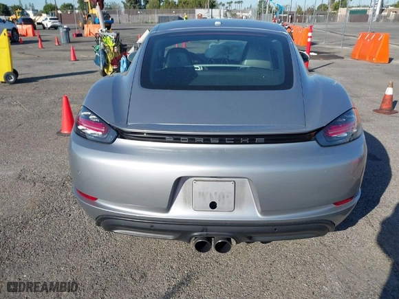 2017 Porsche 718 Cayman with VIN WP0AA2A80HS270427, listed as a IAAI auction lot 41826271 with NaN miles. Bid and sale history available at carsss.com. Image 16.