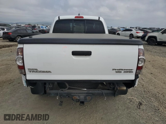 2014 Toyota Tacoma PreRunner with VIN 5TFTU4GN2EX063951, listed as a Copart auction lot 52083875 with 205,969 mi miles and Salvage title. Bid and sale history available at DreamBid. Image 6.