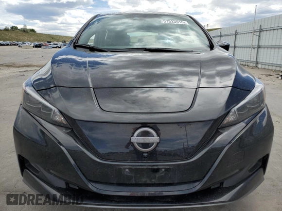 2025 Nissan LEAF SV Plus z VIN 1N4CZ1CV7SC562274, wystawiony jako Copart lot #57523515 z przebiegiem 4 980 mil mil oraz Szkoda całkowita • Salvage title. Historia ofert i sprzedaży dostępna na DreamBid. Obrazek 5.