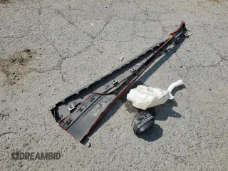 2018 Ford Mustang EcoBoost с VIN 1FA6P8TH4J5185282, выставлен на аукционе Copart как лот 59387205 с пробегом 83 397 миль миль и Списание • Salvage title. История ставок и продаж доступна на DreamBid. Изображение 12.