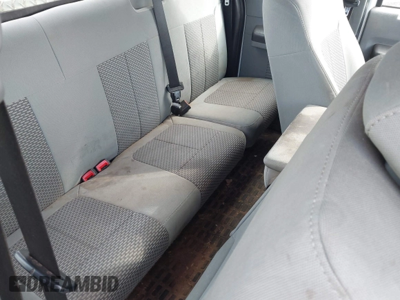 2011 Ford F-250 XL with VIN 1FT7X2A61BEB25295, listed as a IAAI auction lot 41492748 with 340,665 mi miles and . Bid and sale history available at DreamBid. Image 8.