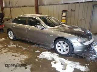 2006 BMW 7 Series 750Li with VIN WBAHN83566DT63105, listed as a Copart auction lot 44746675 with 139,071 mi miles and Non Repairable. Bid and sale history available at DreamBid. Image 4.