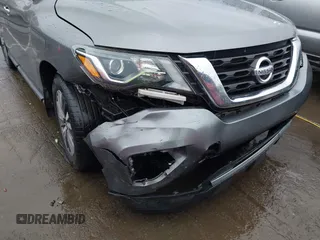 2017 Nissan Pathfinder SV with VIN 5N1DR2MM9HC606595, listed as a IAAI auction lot 41768647 with 144,724 mi miles. Bid and sale history available at carsss.com. Image 6.