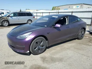 2019 Tesla Model 3 Long Range with VIN 5YJ3E1EB0KF437418, listed as a Copart auction lot 50729915 with 105,148 mi miles and Salvage Title. Bid and sale history available at carsss.com. Image 1.