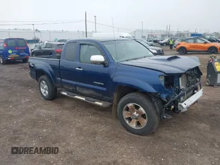 2007 Toyota Tacoma with VIN 5TEUU42N67Z422127, listed as a IAAI auction lot 41998782 with 80,137 mi miles and . Bid and sale history available at DreamBid. Image 1.
