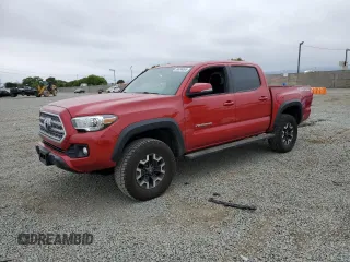 2017 Toyota Tacoma SR5 z VIN 3TMCZ5AN7HM104407, wystawiony jako Copart lot #59636365 z przebiegiem 68 867 mil mil oraz Szkoda całkowita • Salvage title. Historia ofert i sprzedaży dostępna na DreamBid. Obrazek 1.