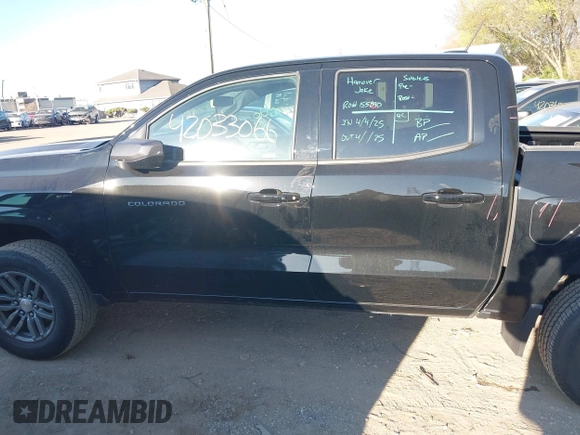 2023 Chevrolet Colorado 2WD LT z VIN 1GCGSCEC1P1237372, wystawiony jako IAAI lot #42033066 z przebiegiem 17 688 mil mil oraz . Historia ofert i sprzedaży dostępna na DreamBid. Obrazek 14.